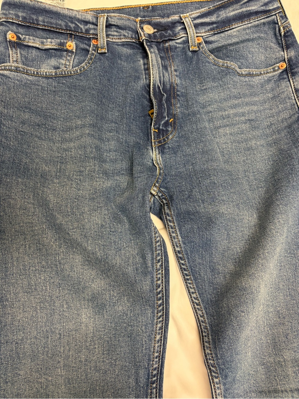 Levi's Men’s 505 Blue Denim Jeans with Tan Leather Patch and Red Tab - Picture 7 of 12